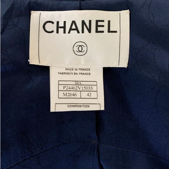 2004 Vintage Chanel Runway Yellow Multicolor Wool Jacket with Scarf and Brooch - Picture 3 of 16